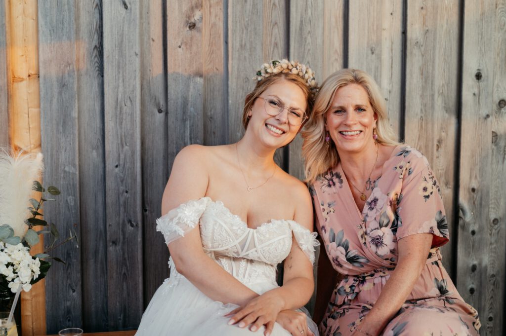 Lina Braut und Million Bride Hochzeiten